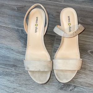 Seven Dials women’s beige heels